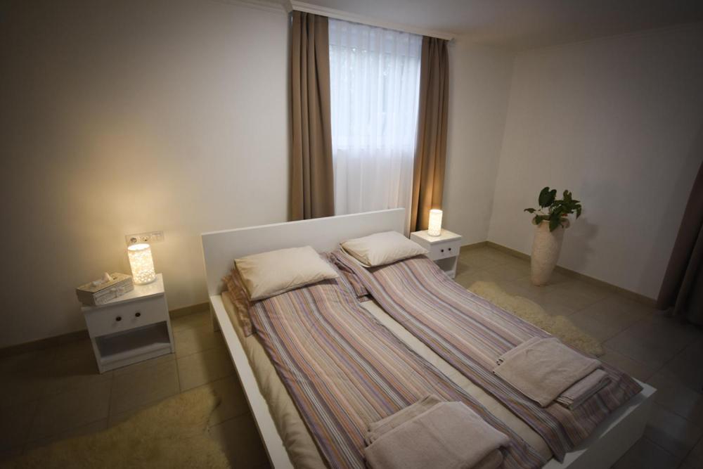 Varazslakos Tanya Appartement