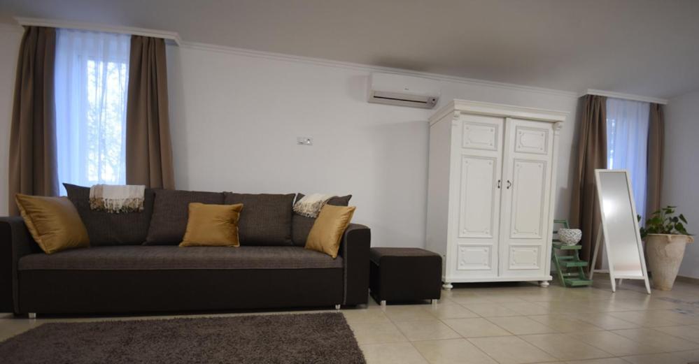 Varazslakos Tanya Appartement