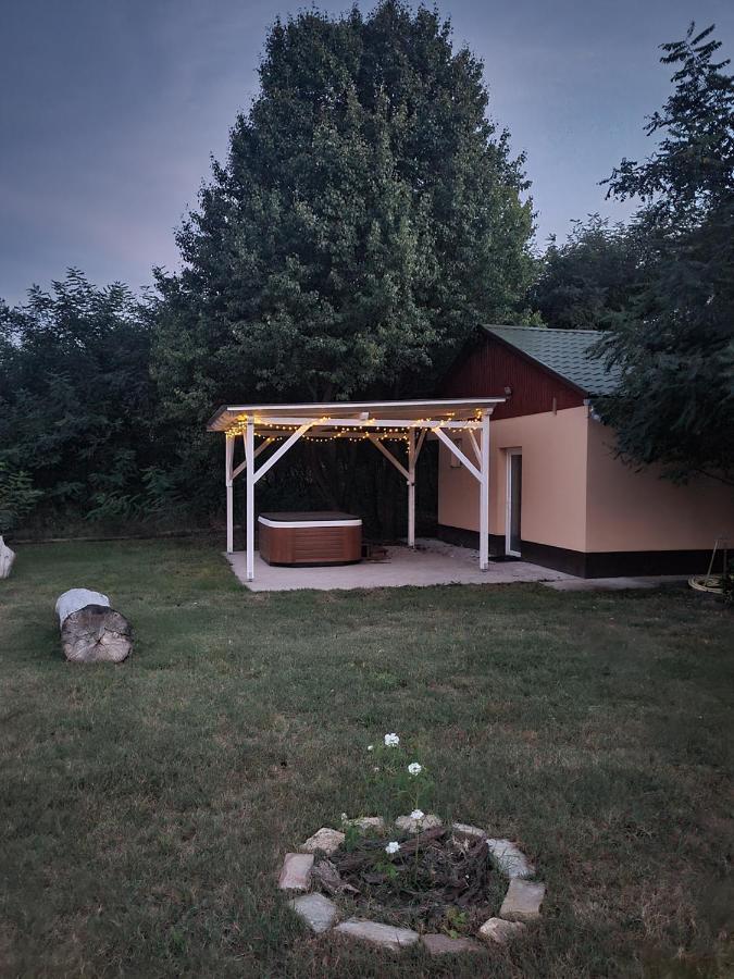 Varazslakos Tanya *